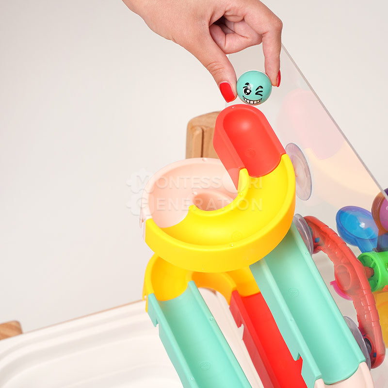Montessori Scoop & Splash Station